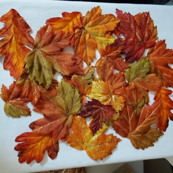 Fall / Autumn Fabric Maple & Oak Leaves with Glitter Highlights – Bag of (24) - Picture 1 of 4